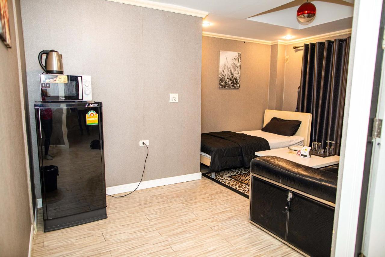 Merry Inn Suites Pattaya Εξωτερικό φωτογραφία